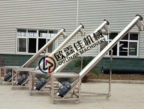 輸送機